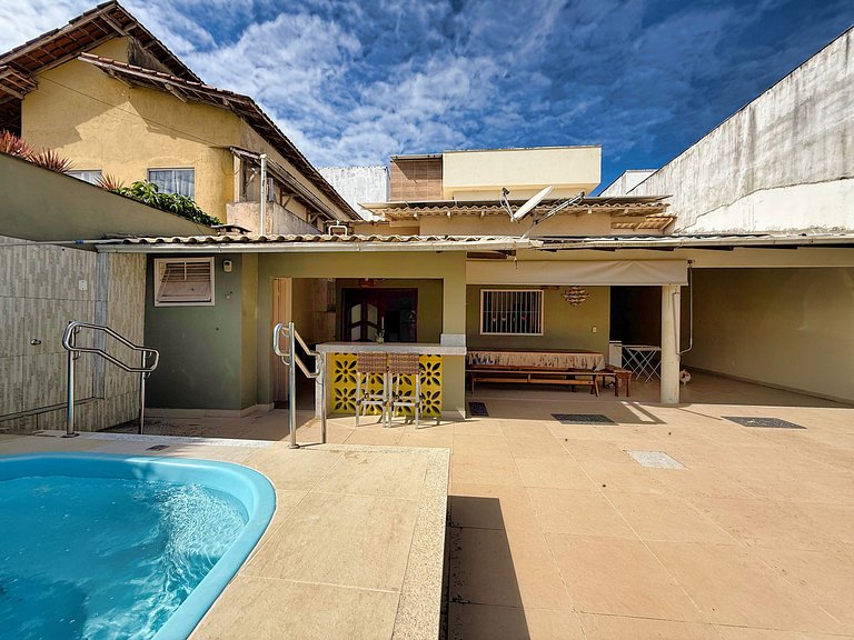 Piscina, ar-condicionado e praia a pé