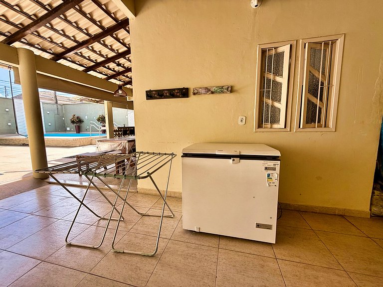 Piscina, ar-condicionado e praia a pé