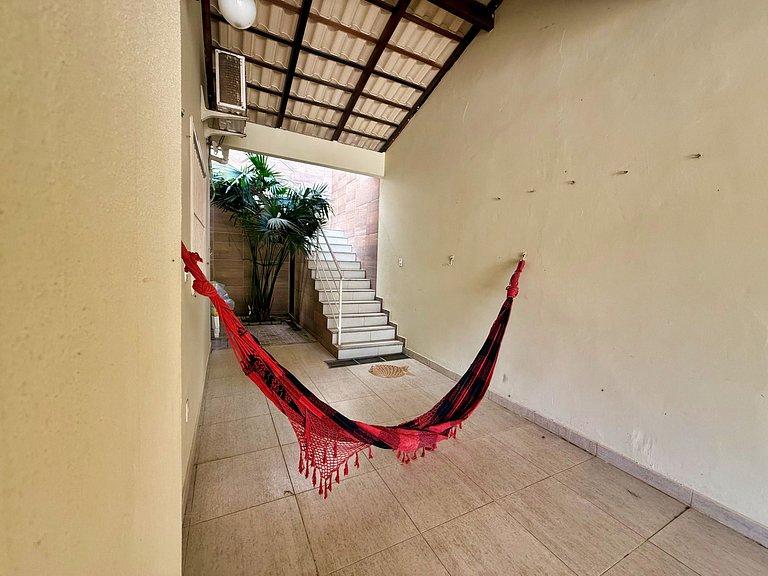 Piscina, ar-condicionado e praia a pé